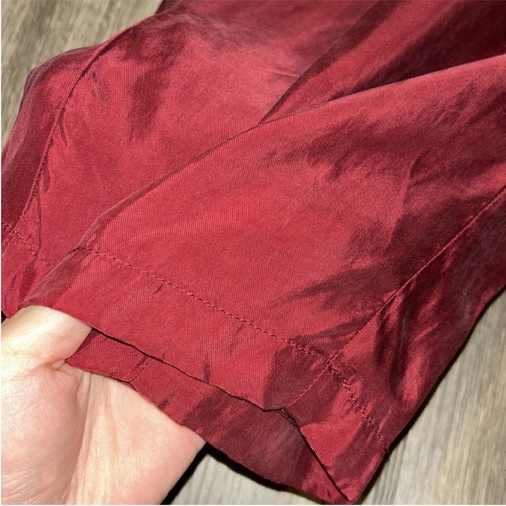 Red pants - Picture 3 of 6